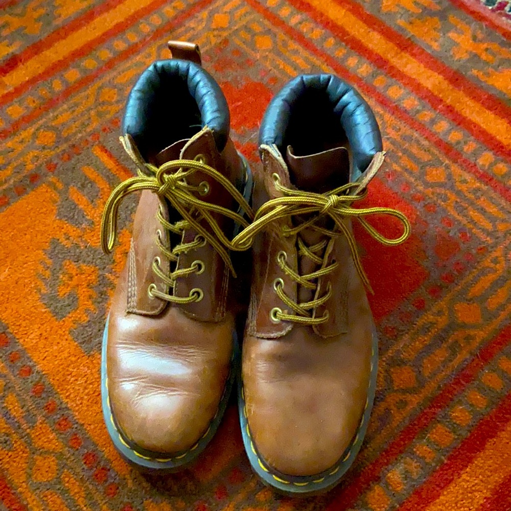 Brown dr. Martins vintage, made in England